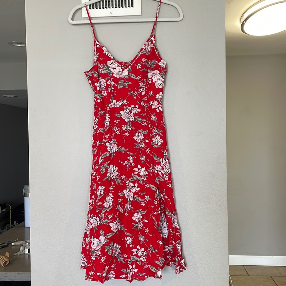 Lulus Red floral midi dress
